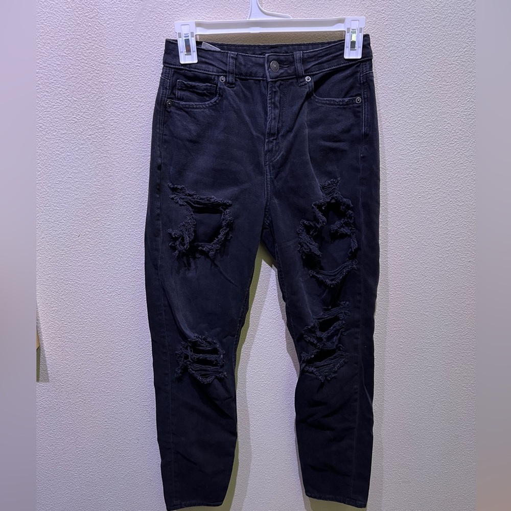 American eagle distressed jeans